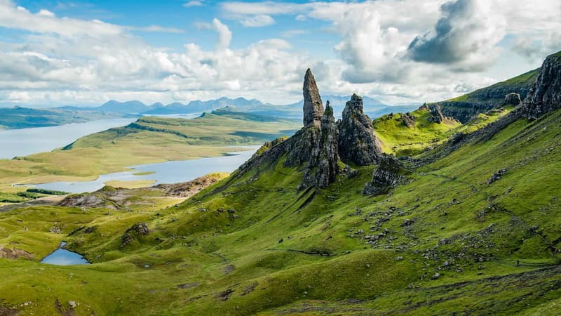5-Day Tour to Isle of Skye, Oban, St Andrews and Highlands - Day 1: Loch Lomond to Oban, Inveraray Oysters and Ancient Dalriada