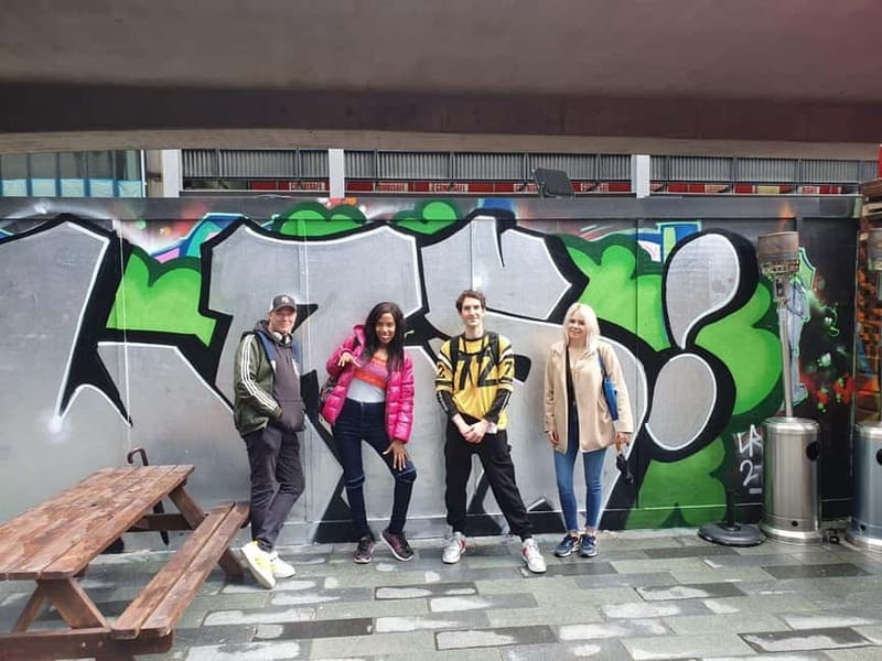 ADVANCED GRAFFITI STREET ART TOUR / SHOREDITCH / EAST LONDON - Small-group size, big Q and A energy