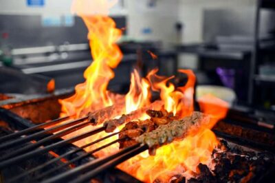 Authentic East London Indian Food Tour with 6+ Tastings