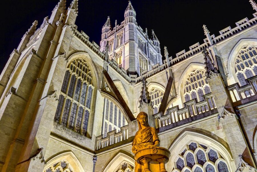Bath: Guided Ghost Tour - Interactive moments, volunteering, and the paranormal experiment at the end