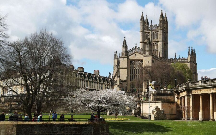 Bath: Private Walking Tour - Thermae Bath Spa: why Bath’s hot water is part of the story