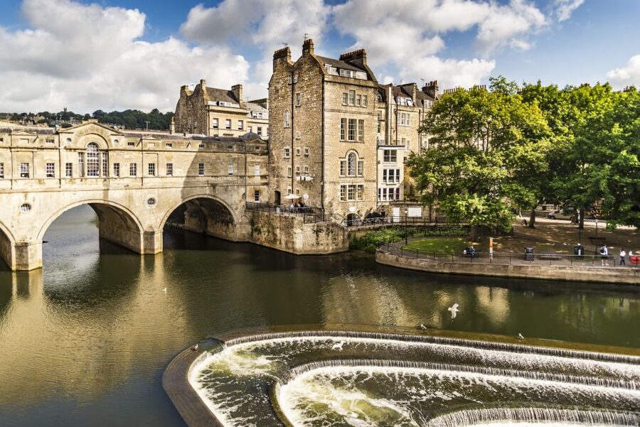 Bath: Private Walking Tour - Bath Abbey and the Edgar window: turbulent history, readable details