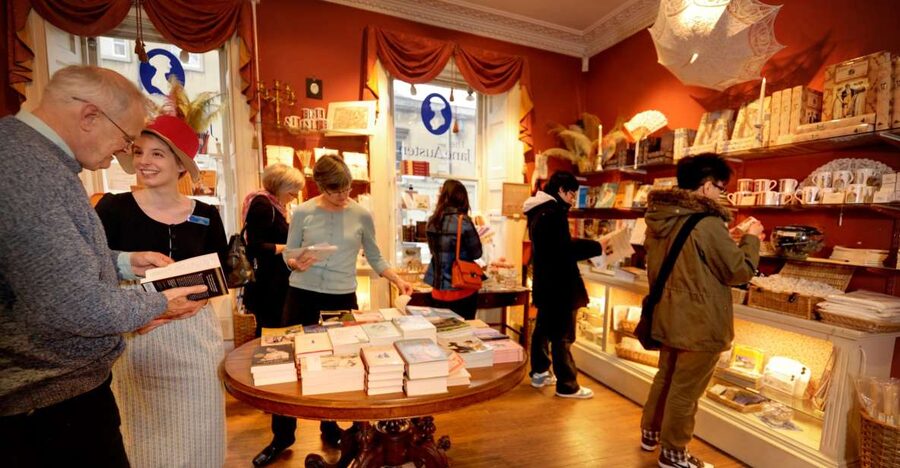 Bath: The Jane Austen Centre Ticket - Bath Through Austen’s Eyes: What the Permanent Exhibition Focuses On