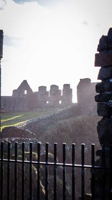Belfast: Giant's Causeway & Irish Castles Tour -WIFI onboard - Giant’s Causeway: UNESCO Basalt and Time to Wander