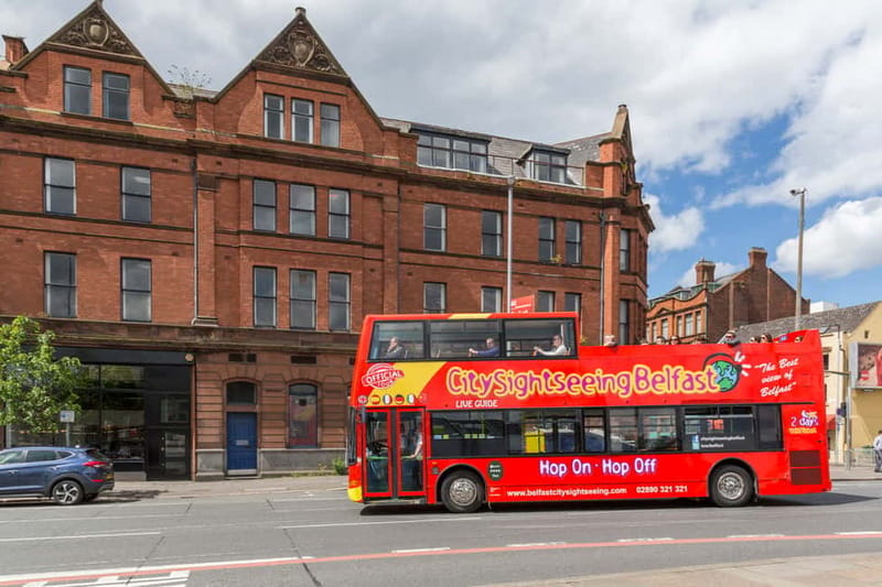 Belfast: Giant's Causeway Tour and 2-Day Open Top-Bus Tour - Coach Comfort and Live Guidance: The Real Quality Marker