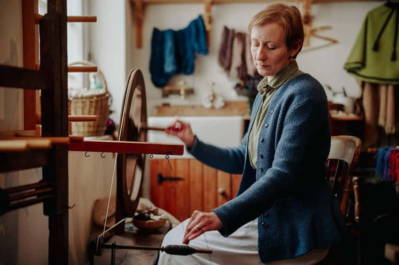 Belfast: Ulster Folk Museum Entry Ticket - Tearoom breaks, picnic options, and shopping with period charm