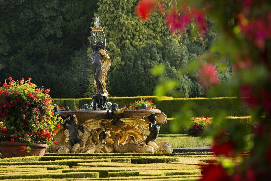 Blenheim Palace Admission Ticket - The Formal Gardens: Rose Garden to Secret Garden