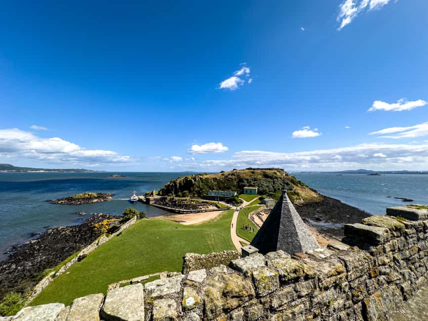 Boat trip and guided tour to Inchcolm Island - South Queensferry viewpoint and village time, a calm break before the crossing