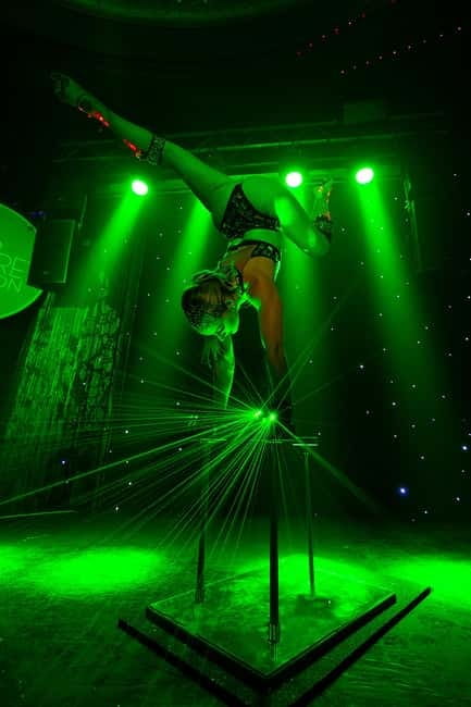 Brighton: Cabaret Carousel Show Ticket - Price and value: is $66 a good deal?
