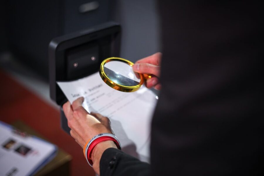 Brighton: Escape the Vault and Rob a Bank Escape Room - The robbery mission: Charles Fawkley and the cash you need to steal