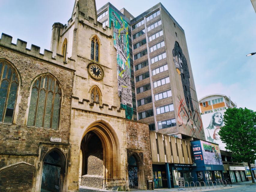 Bristol: Self-Guided Sightseeing Audio Tour - Bristol’s oldest pub, then Bristol Cathedral and College Green