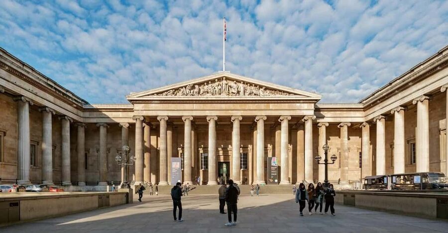 British Museum Guided Tour - How the tour walks you through time, room by room