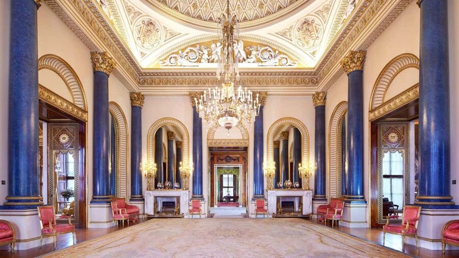 Buckingham Palace State Rooms Entry & Royal London Audio App - Art highlights: Rembrandt, Rubens, and the joy of focused rooms