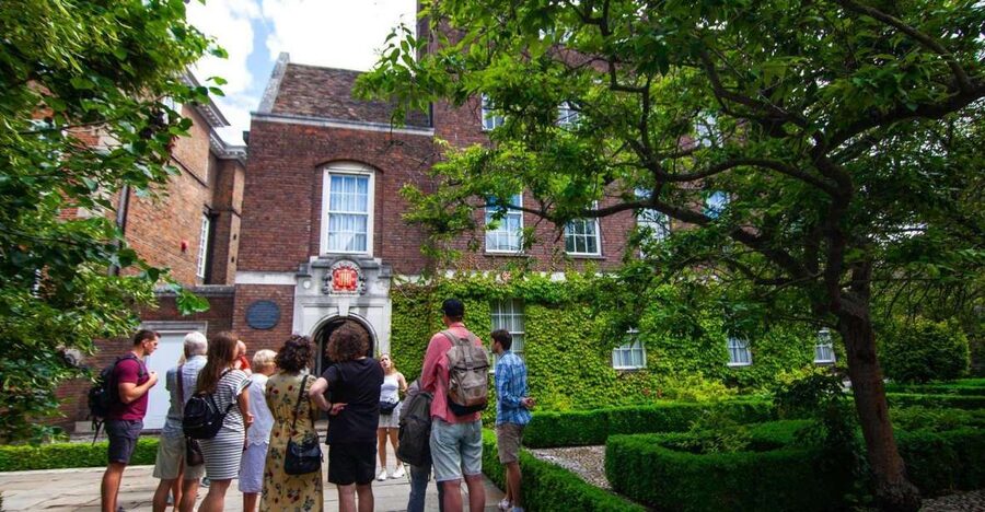 Cambridge: 2-Hour Private University Walking Tour - How customization makes this worth it for your interests