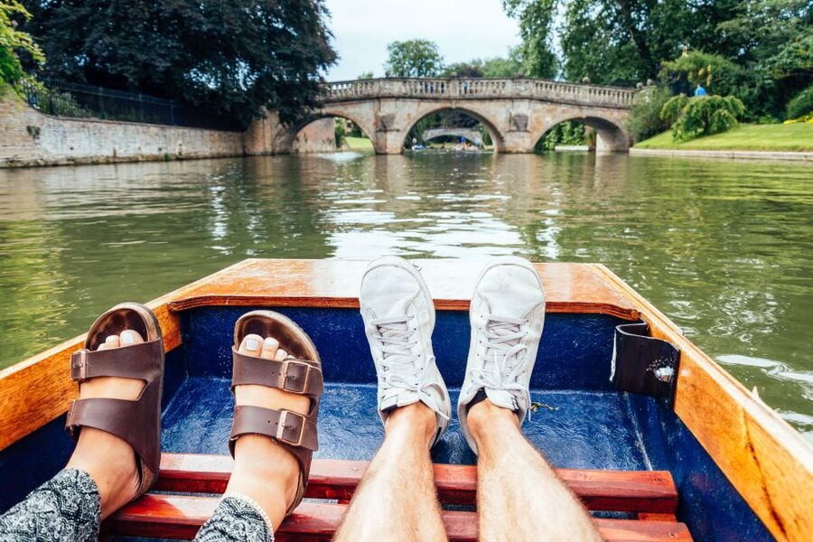 Cambridge: Guided River Cam Punting Tour - Timing on the Cam: when golden hour helps