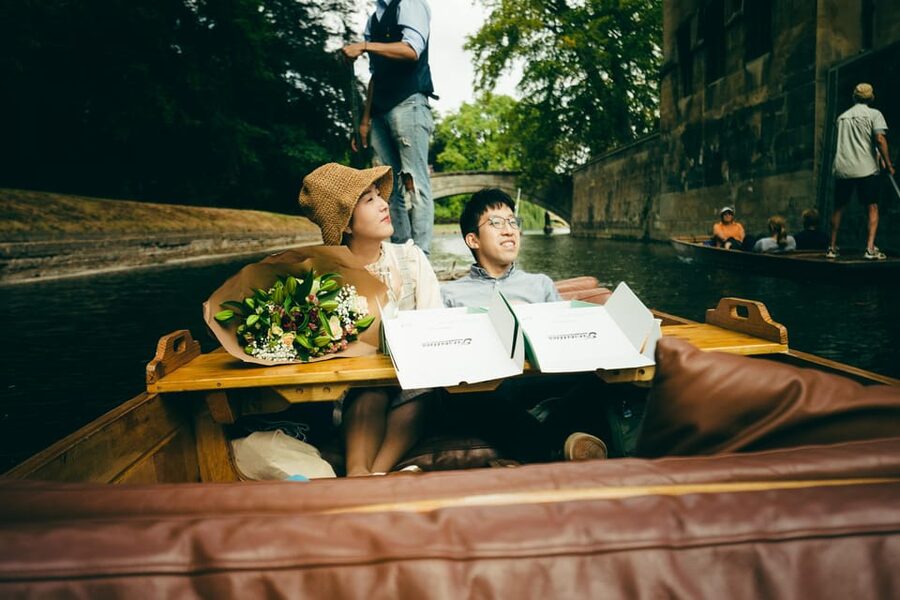 Cambridge: Shared Punting Tour with Guide - Key things that make this Cambridge punt tour a standout