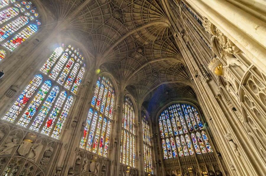 Cambridge: University Alumni Tour with Kings College Option - The Big Finish: Inside King’s College Chapel and Its Fan Vault