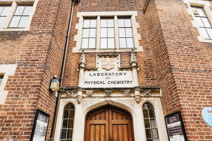 Cambridge University & Kings College Walking Tour By Alumni™ - Value for $30: When Small-Group Storytelling Beats DIY