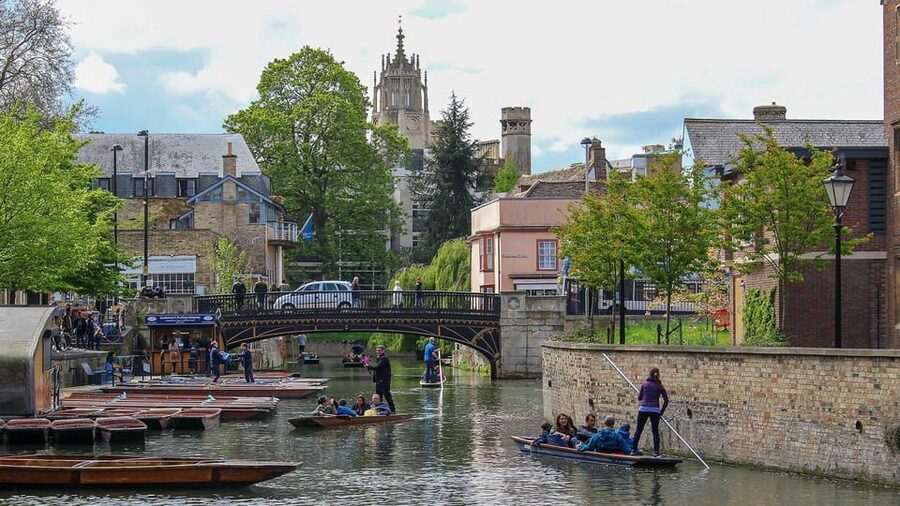 Cambridge: University Walking Tour - College Visits: What You Might See, and What You Should Not Count On