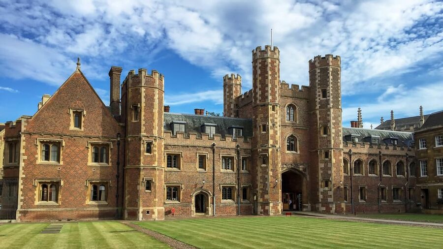 Cambridge: University Walking Tour - The Core Story: Cambridge Through Christian Heritage and Big Ideas