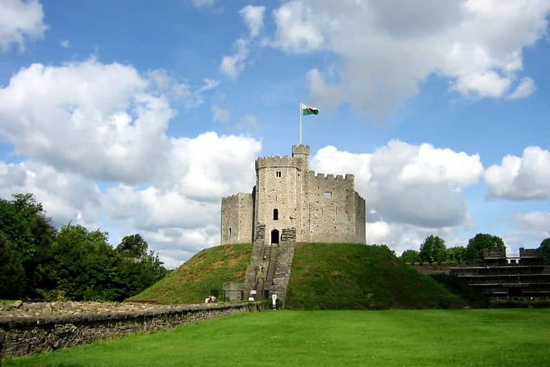 Cardiff: Doctor Who City Walking Tour - Quick hits before you go