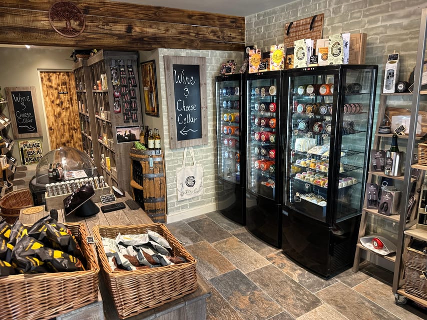 City of Bath: British Wine and Cheese Tasting Experience - How the pacing feels in a 60-minute cellar session