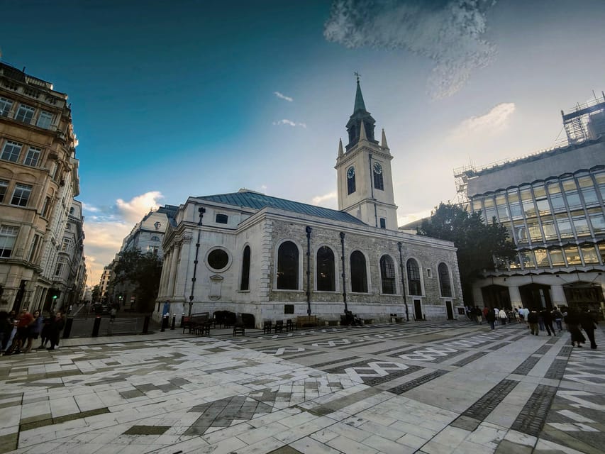 City of London Historical Walking Tour - The ending at Bank of England, with the 17th-century turning point in view