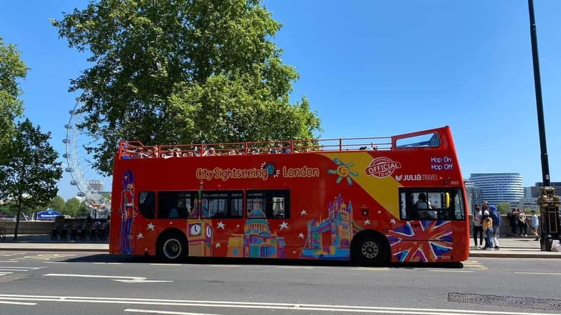 City Sightseeing London Hop-On Hop-Off Bus & Bookable Extras - The City SightSightseeing app and audio guide: how to avoid missing the best angles