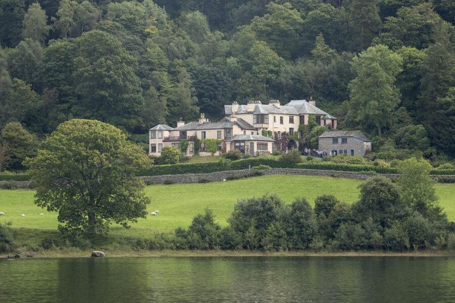Coniston Water: 60-Minute Wild Cat Island Cruise - Your guide and the onboard experience