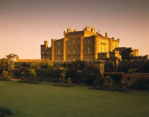 Culzean Castle, Robert Burns Country & the Ayrshire Coast - From Buchanan Bus Station to the Windfarm Moment