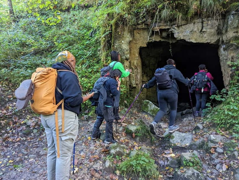 Day Hike: The Eight Waterfalls Of The Brecon Beacons - Getting There: Meeting Point and Pickup Notes
