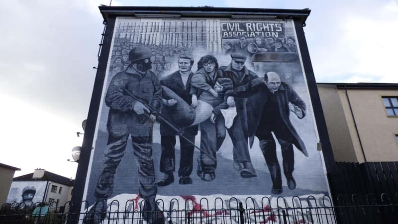 Derry: Bloody Sunday and Bogside Murals Walking Tour - Visiting the Bloody Sunday area, and the questions that followed
