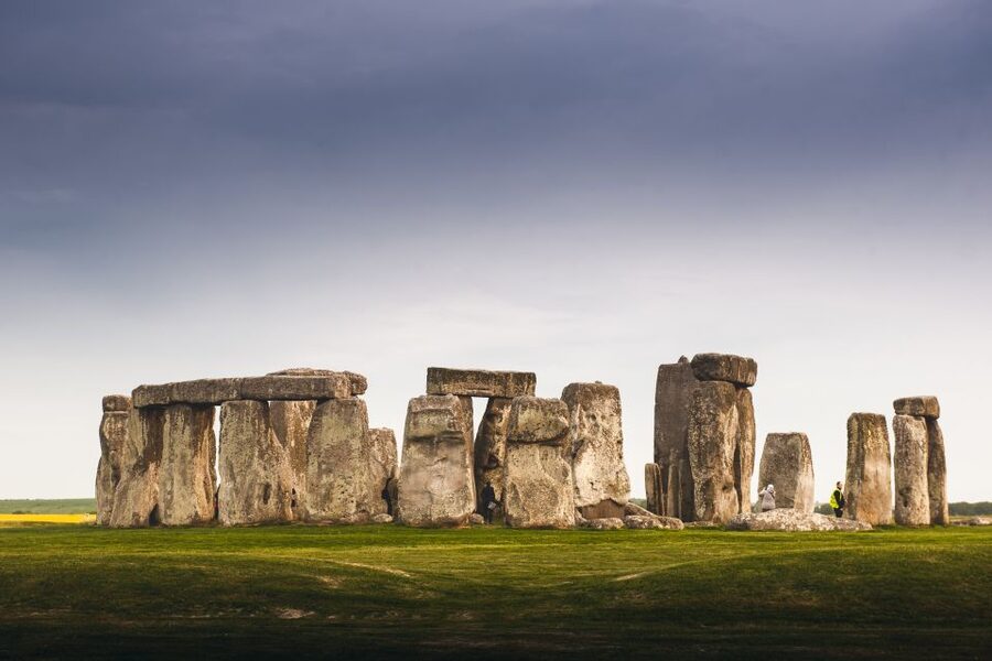 Devon and Cornwall: 5-Day Tour from London - Winchester first, then Stonehenge for maximum wow