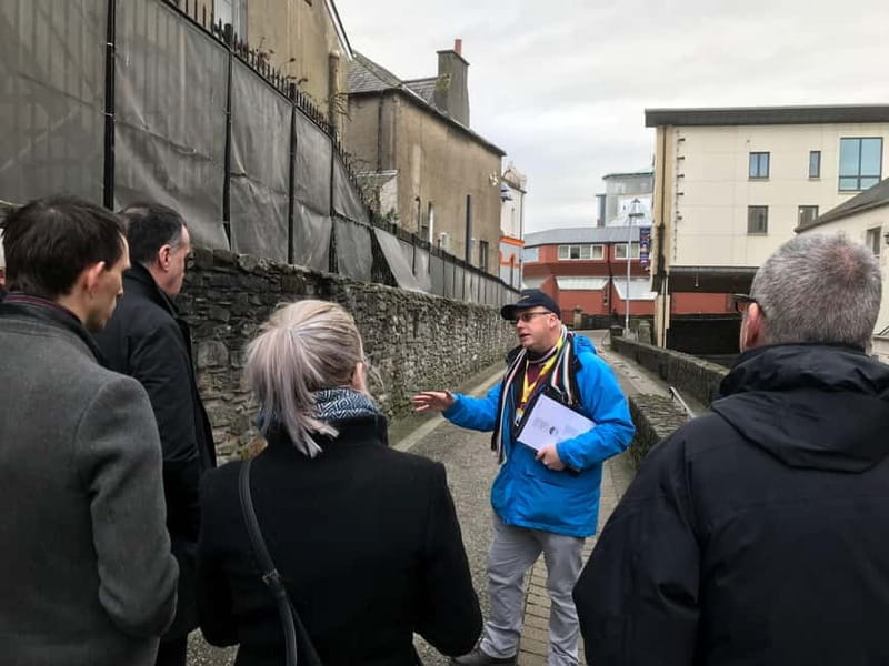 Discover the City Walls - Small Public Group or Private Tour - Guide impact matters: David Douglas and the relaxed, question-friendly pace