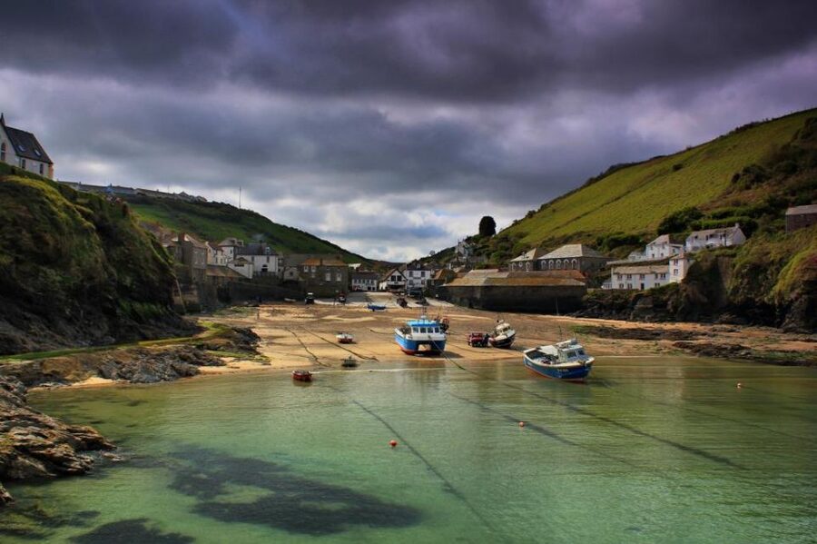 Doc Martin Tour - Morwenna’s house and the side-streets: where the village surprises you