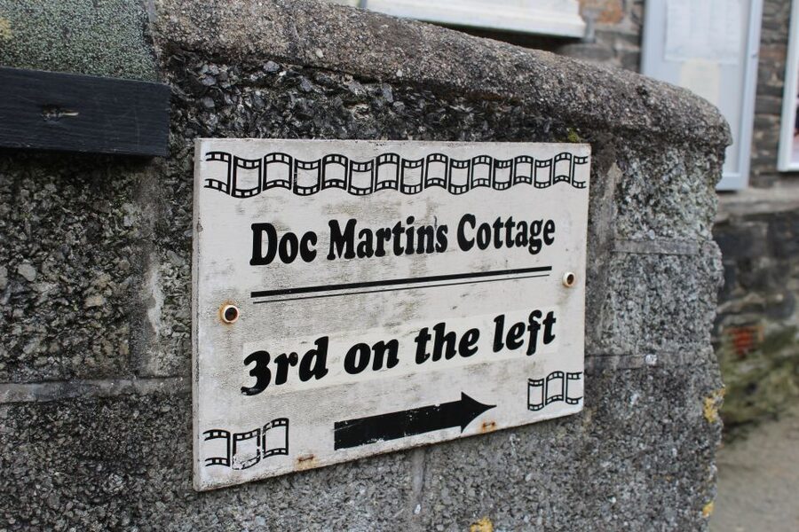 Doc Martin Tour - Meeting at Harbour Treats: start point and what to plan for