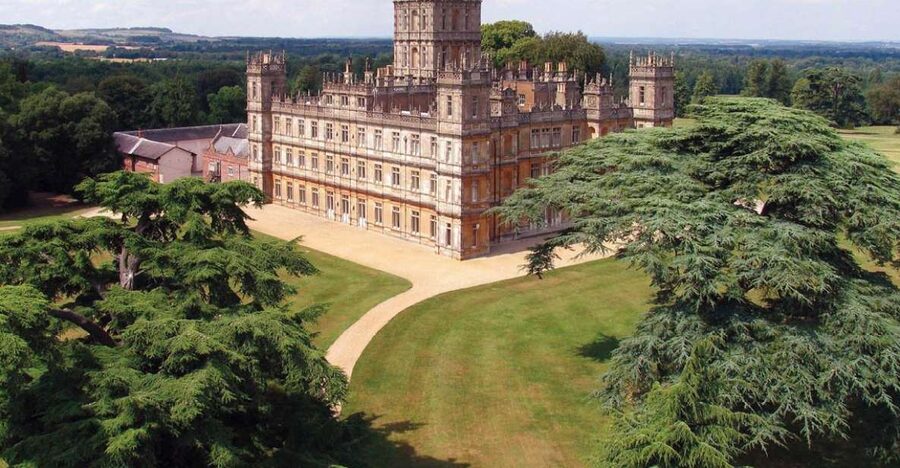 Downton Abbey and Village Small Group Tour from London - Who should book this Downton Abbey day trip