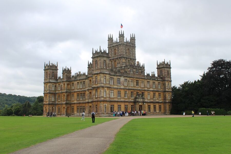 Downton Abbey and Village Small Group Tour from London - Downton Abbey from London, without the hassle