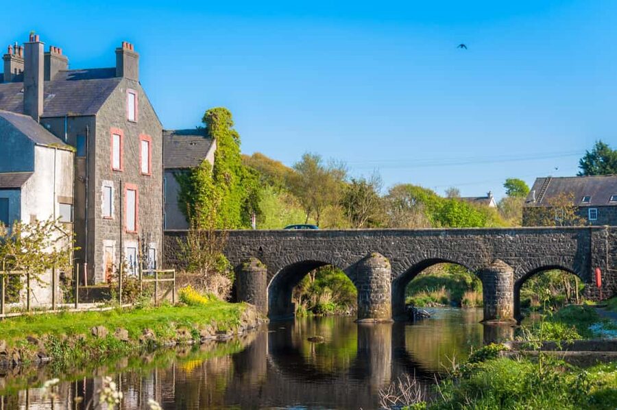 Dublin: Belfast Walk, Dunluce Castle & Giant’s Causeway - From Dublin to Belfast: A Long Ride That Still Feels Purposeful