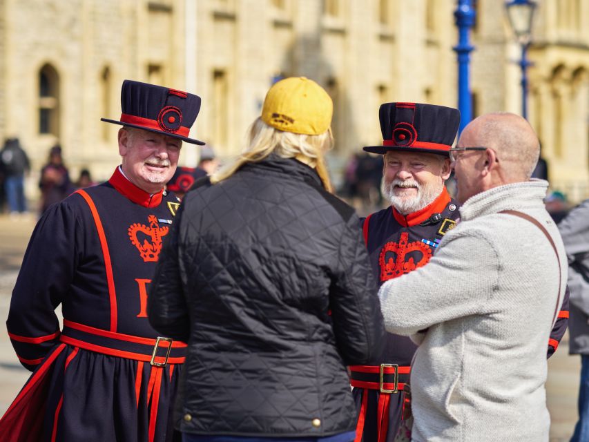 Early Access:Tower of London Opening Ceremony & Royal London - Walking Royal Westminster with an expert local guide