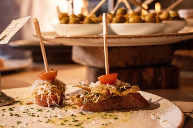 Eating London: Twilight Soho VIP Food & Drinks Tour - Should You Book This Twilight Soho VIP Tour?