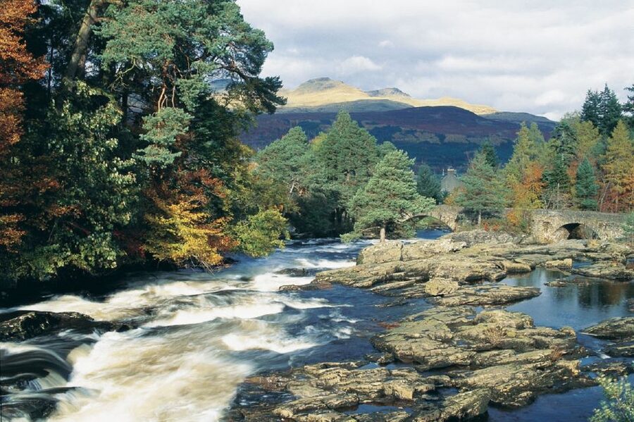 Edinburgh: Eilean Donan, Loch Ness & Glenfinnan 2-Day Tour - Glenfinnan Viaduct and the Hogwarts Express photo timing