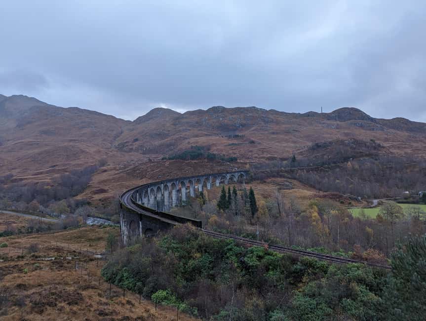 Edinburgh: Harry Potter, Glenfinnan & Highlands Private Tour - Glenfinnan Monument, Commando Memorial, and the coos at Bankfoot