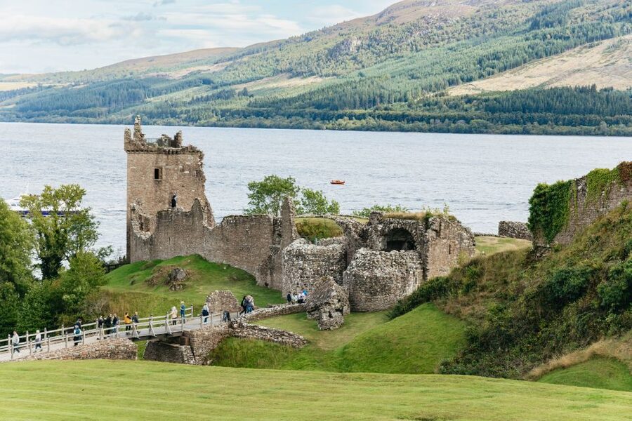 Edinburgh: Loch Ness, Glencoe, Coos & the Highlands Day Tour - Glencoe at the glen mouth: history tied to the view