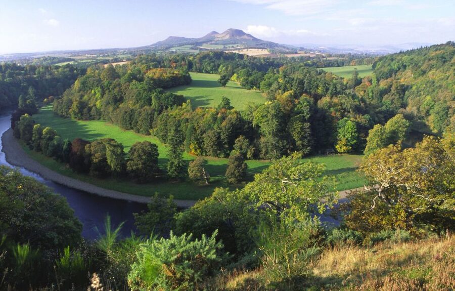 Edinburgh: Rosslyn Chapel, Borders & Glenkinchie Distillery - Who should book this tour, and who might skip it