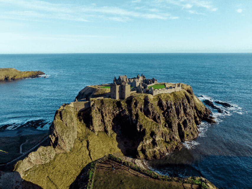 Edinburgh: St Andrews, Dunnottar Castle & Falkland Tour - Falkland Coffee Break: Outlander’s Inverness Stand-In