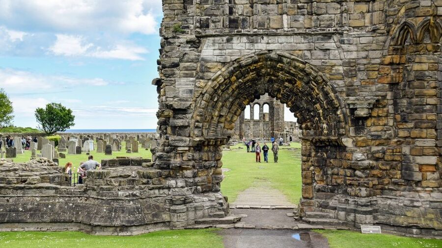Edinburgh: St Andrews, Dunnottar Castle & Falkland Tour - Dunnottar Castle Cliff Walk: The North Sea Finale That’s Worth It