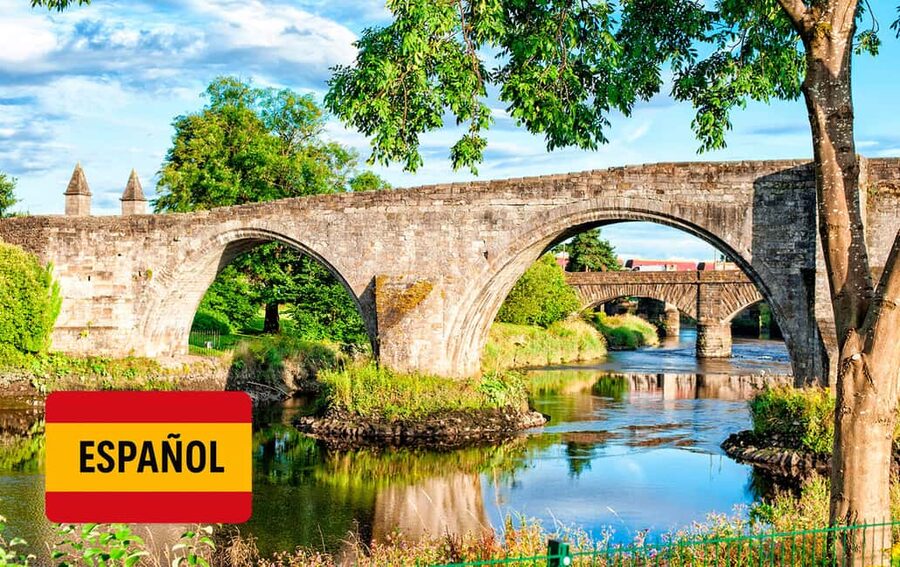 Edinburgh: Stirling, Whisky and St Andrews Tour in Spanish - Stirling Castle viewpoints, Braveheart stories, and what you can skip
