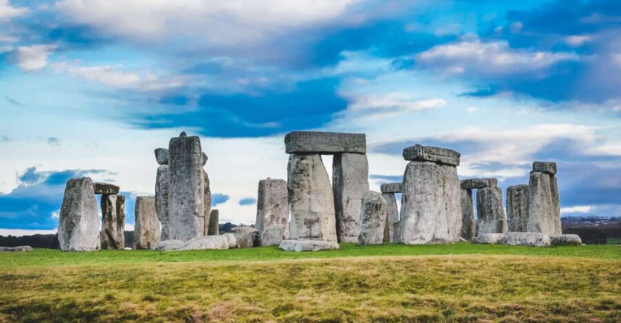 From Bath: Stonehenge & the Cotswolds Day Tour with Entry - Key Things That Make This Day Trip Worth It