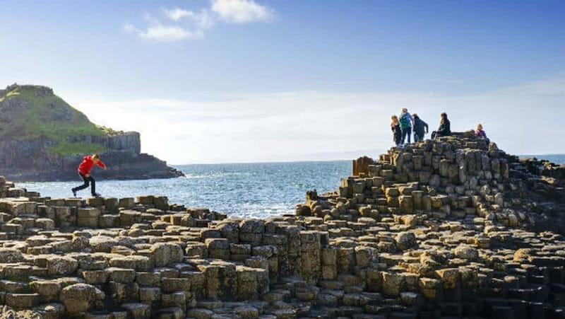 From Belfast: Giant's Causeway, Dunluce Castle & Dark Hedges - Belfast Departure to the Causeway Coast: How the Day Paces Out